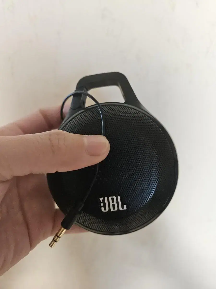 jbl clip